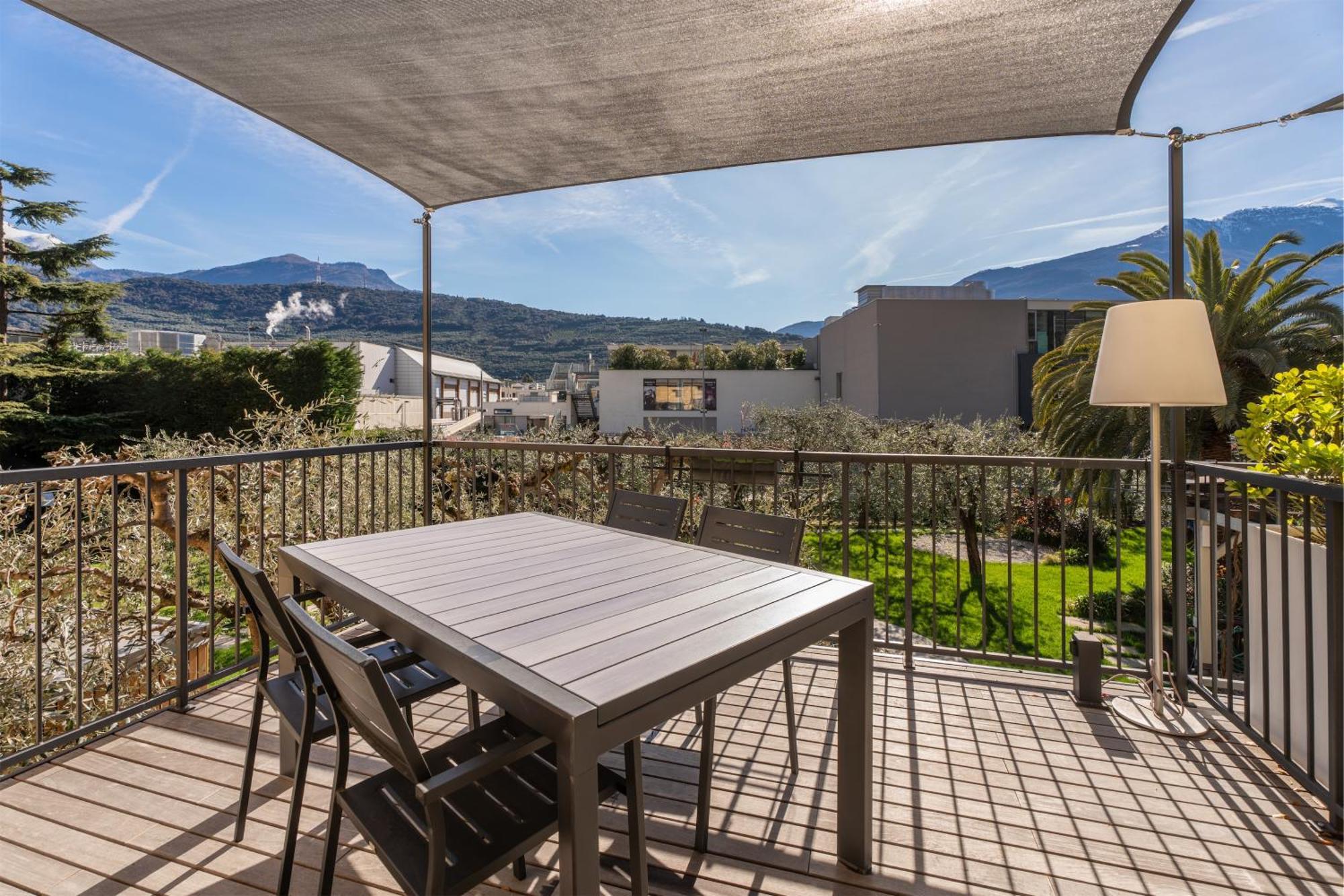 Residence Villa Degli Aranci リーヴァ・デル・ガルダ エクステリア 写真
